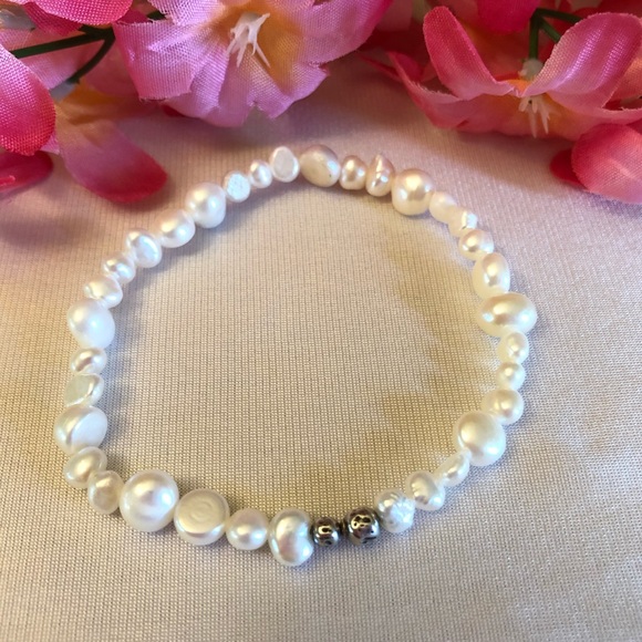 Silpada Freshwater Pearl Stretch Single Bracelet - Picture 8 of 10